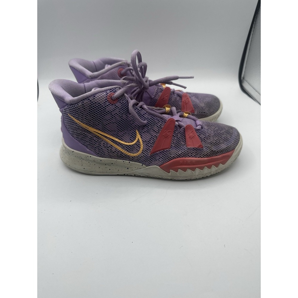 Nike‎ Kyrie 7 GS Expressions Basketball Shoes Youth 5.5Y Womens 7 Purple Red